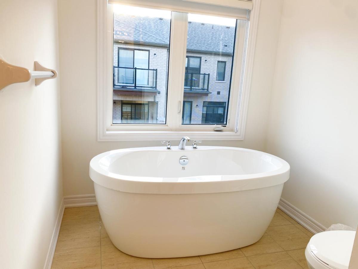 Elegant Rooms In Shared Townhouse Next To Beach Вітбі Екстер'єр фото